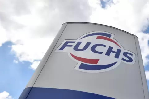 Fuchs Petrolub hat den Gewinn im ersten Halbjahr deutlich gesteigert. 