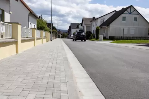 Die Lilienstraße (Foto) in Ramstein-Miesenbach wurde wie die Nelkenstraße komplett saniert. 