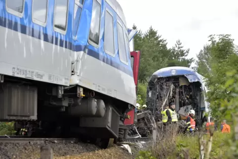 Offenbar überfuhr der Expresszug aus München ein Haltesignal. 