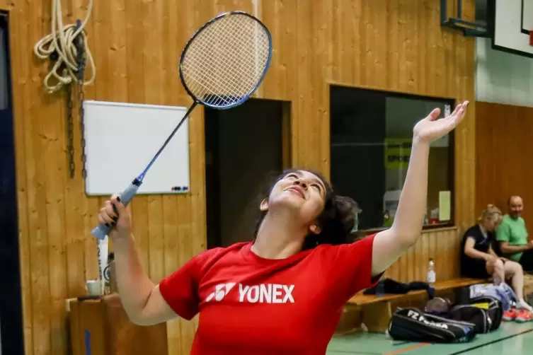 Der Blick geht nach oben: Naghmeh Mehrjoo und ihr Coach Christian Stern.