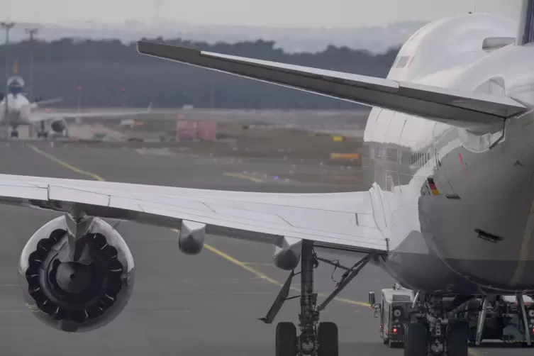 Im zweiten Quartal flog die Lufthansa sieben Millionen Passagiere. Das Foto zeigt eine Boeing 747 der Fluglinie. 