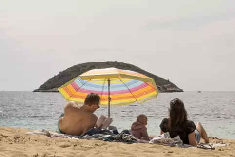Viele Urlauber hoffen im Sommer auf die schönsten Wochen des Jahres. 