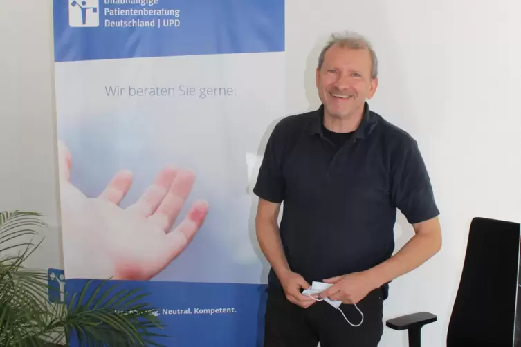 Jakob Schuettler im B&uuml;ro der UPD in Friesenheim.
