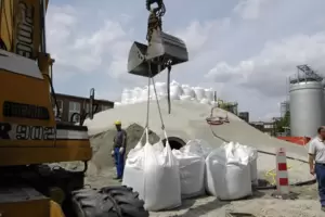 Die Entschärfung in einer Sandpyramide ist ein bewährtes Verfahren bei der BASF.