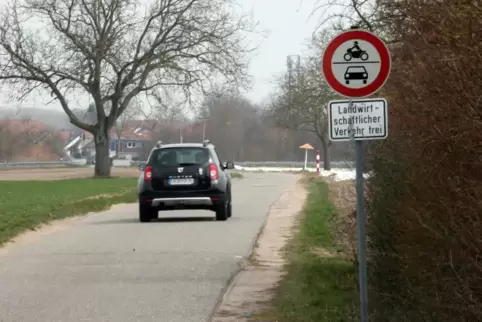 Regelmäßig überwacht die Polizei den Schleichweg Hirschgraben. Und ist immer wieder erfolgreich. 
