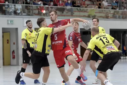 Leer ging Handball-Bundesliga-Absteiger Eulen Ludwigshafen am Freitag gegen Bietigheim aus. Im Bild zu sehen ist Stefan Salger i