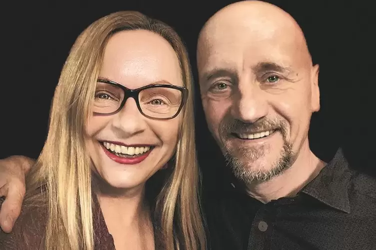 Mona Suzann Pfeil und Axel Spillner.