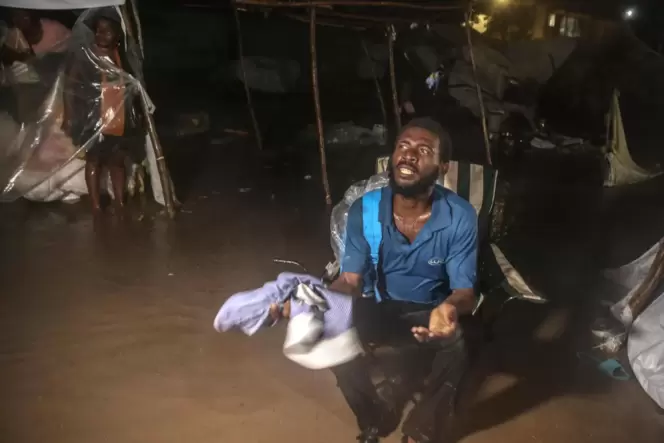 Überflutete Notunterkunft im Ort Les Cayes. Überflutete Notunterkunft im Ort Les Cayes.