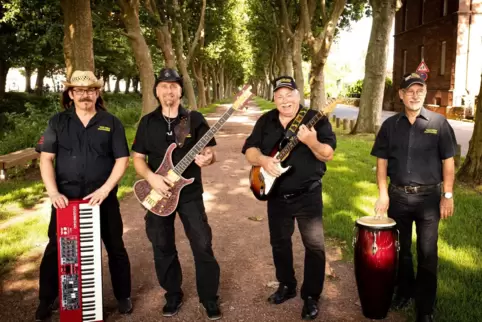 Die aktuelle Besetzung im 50. Jahr von The New Swingers (von links): Erik Meyer, Andreas Walter, Harald Grunder und Günter Ehler
