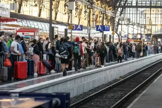 Leidtragende der GDL-Streiks sind die Bahnfahrgäste. Das Foto entstand am 11. August im Frankfurter Hauptbahnhof.
