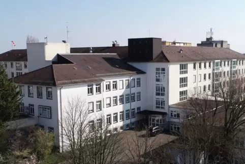 Die Asklepios-Südpfalzkliniken verfügen über 29 Betten mit Beatmungsmöglichkeiten, davon 12 in Germersheim und 17 in Kandel (Fot