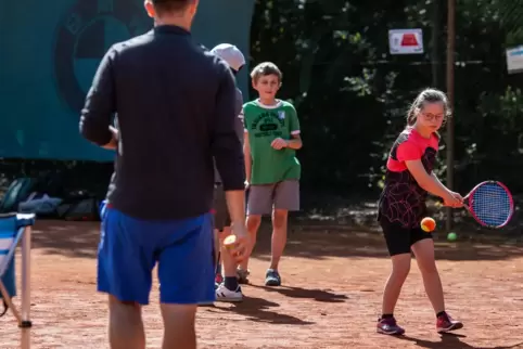 Anfänger erhielten auf spielerische Weise Einblick in den Tennissport.