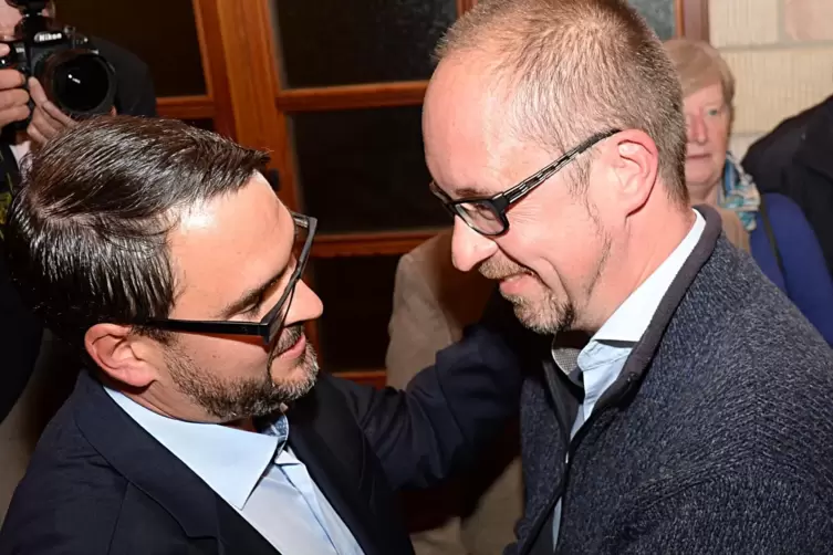 Erster Impuls für die Reform: 2017 unterlag SPD-Bewerber Bender bei der OB-Wahl dem FWG-Kandidaten Marc Weigel (links).