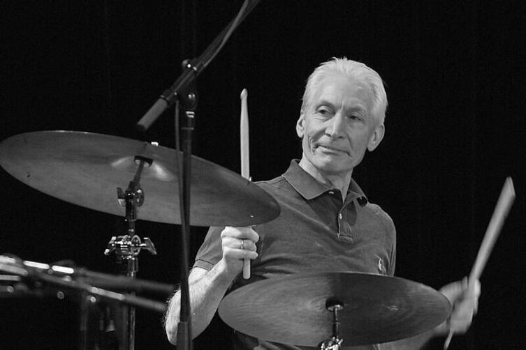 Rolling-Stones-Schlagzeuger Charlie Watts mit 80 gestorben ...