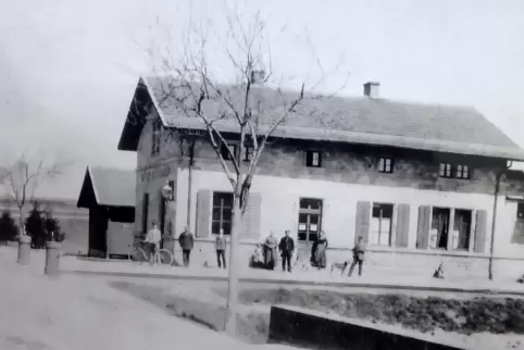 Der Bahnhof zur Zeit des Zweiten Weltkriegs. 