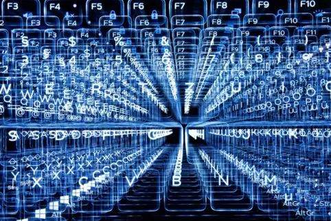 Im digitalen Untergrund bieten die Täter regelrechte Servicecenter an, die ihren Opfern helfen, den Schaden wieder zu reparieren