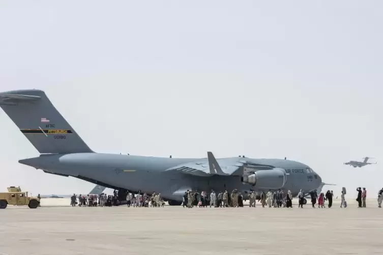 Boeing C-17