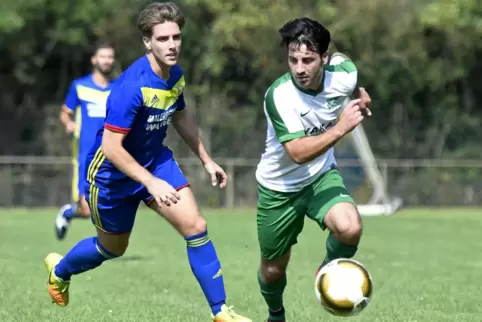 Neu beim Pirates F.C.: Francesco Moncada (rechts) kommt von der DJK Eppstein. 