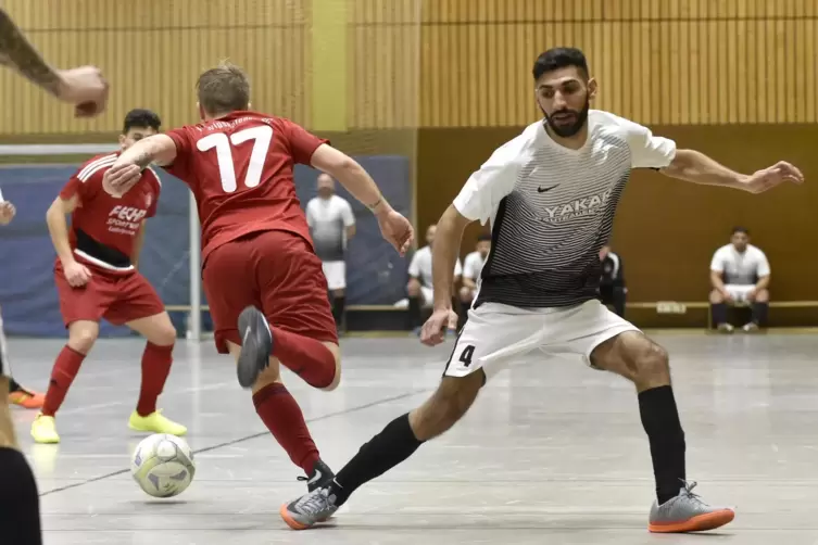 Shadi Abdul-Ghani (rechts) kommt vom ASV Birkenheide zu Arabia. 