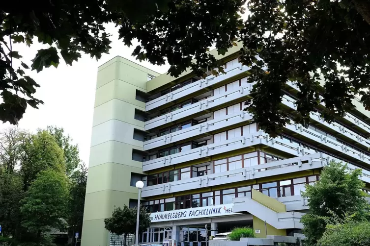 Helexiers Hauptsitz ist jetzt in Püttlingen, und eine Klinik ist die „Fachklinik Himmelsberg“ immer noch nicht.