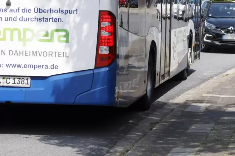 Etliche Haltestellen in Siegelbach und Rodenbach können von Bussen nicht angefahren werden.
