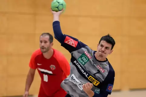 Andy Schmid traf dreimal für die Löwen. 