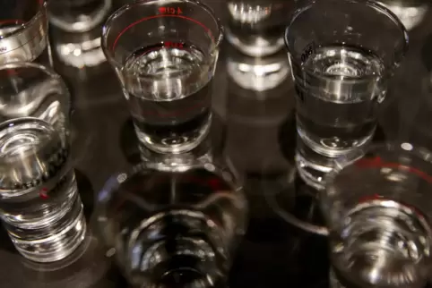 Für drei Promille muss man einige Schnäpse trinken.