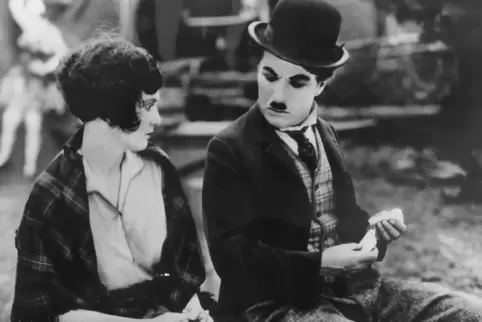 Szene aus dem Chaplin-Film „The Circus“. Er wird am 3. September mit Live-Orchesterbegleitung im Ludwigshafener Pfalzbau zu sehe