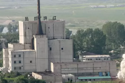 Blick auf das Forschungszentrum Yongbyon, an dem möglicherweise Plutonium gewonnen wird.
