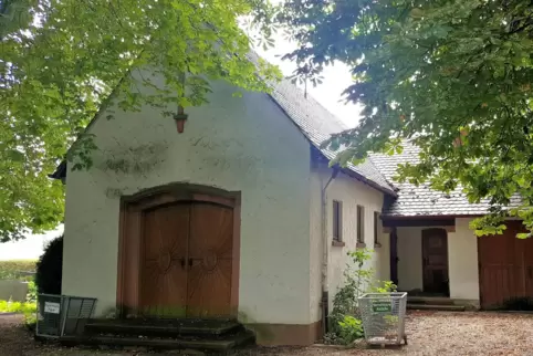 Die Trauerhalle auf dem alten Friedhof im Ortsteil Dannstadt soll saniert werden. 