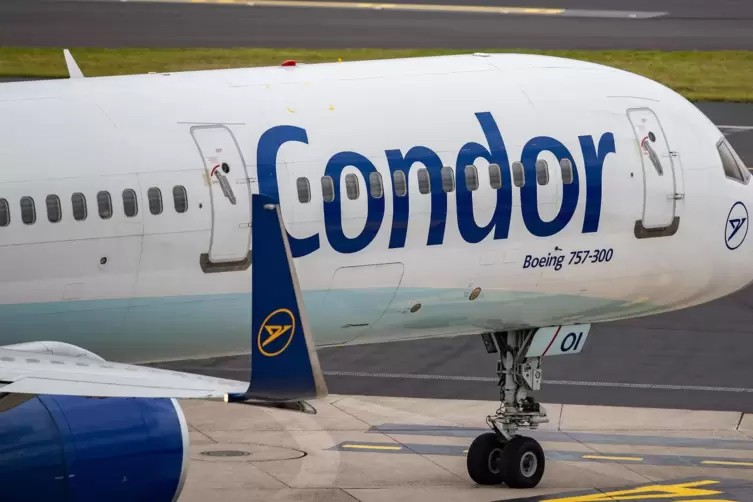 Ein Condor-Jet hat 15 Tonnen Treibstoff über dem „westlichen Rheinland-Pfalz“ versprüht. 