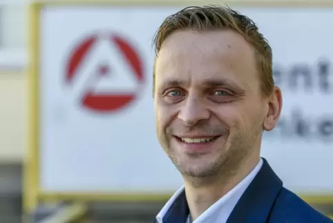 Generell fehlten in der Region Fachkräfte, sagt Ralf Lenke, Chef der Frankenthaler Arbeitsagentur. Generell fehlten in der Region Fachkräfte, sagt Ralf Lenke, Chef der Frankenthaler Arbeitsagentur.