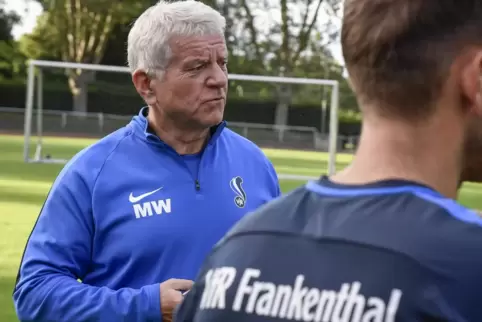 VfR-Trainer Martin Wohlschlegel will bei seinem Team die leichten Fehler abstellen.
