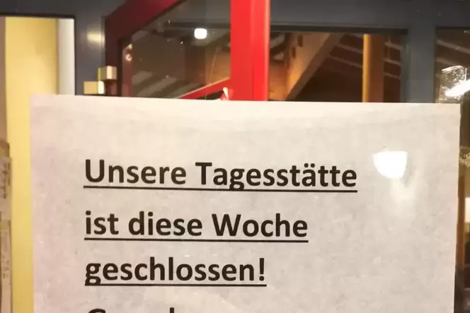 Verbandsbürgermeister Bernhard würde gerne das Personal in die Verbandsgemeinde übernehmen und fünf Springer einstellen. Sie sol Verbandsbürgermeister Bernhard würde gerne das Personal in die Verbandsgemeinde übernehmen und fünf Springer einstellen. Sie sol