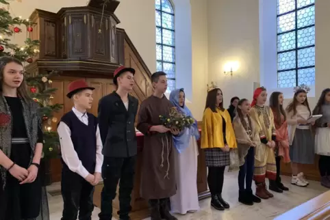 Im Dezember 2019 empfing die protestantische Kirchengemeinde Lachen-Speyerdorf Gastschüler aus der Ukraine.