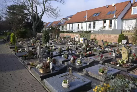 Der Friedhof in Maudach.