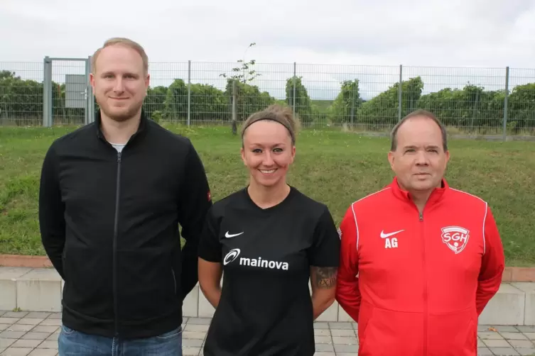 Das Trainerteam der SG Hochspeyer: (von links) Sebastian Kuhn, Michelle Baumann und Alex Ginkel . 