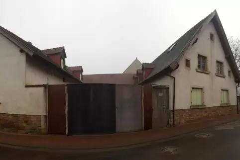 Das Anwesen Deidesheimer Straße 1 soll eine umfangreiche Frischzellenkur bekommen und zur Begegnungsstätte werden. 