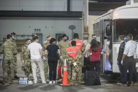 Geflüchtete Afghanen auf der Air Base in Ramstein.