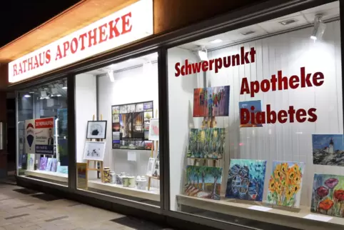 Zuletzt stellte die Künstlergruppe coronabedingt in Mutterstadter Schaufenstern aus.