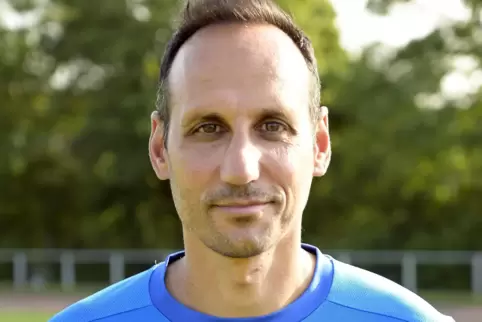 Arminia-Trainer Marco Laping muss das Team nach Fitnesszustand, nicht nach Leistung aufstellen. 