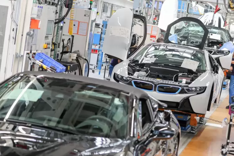 E-Auto-Produktion bei BMW: Die Innovation schreitet bei den großen Autokonzernen voran.