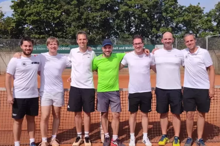 Die Herren 30 (von links): Dominik Deubel, Dennis Rolle, Benjamin Studt, Christian Beck, Kai-Florian Heinrich, Christoph Reicher