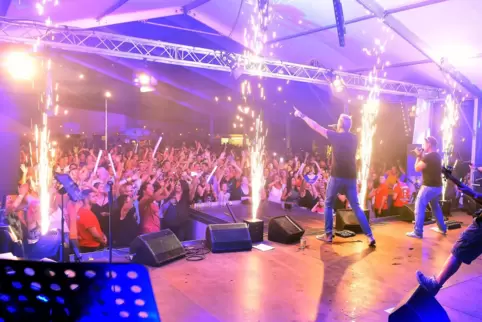 Im Sommer 2019 hat Grand Malör mit einem großen Open Air in Assenheim den 30. Geburtstag der Band gefeiert. Wenig später wurden 