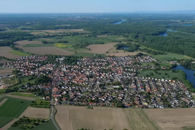 Nach Ansicht einer Leserin verschwinden in Leimersheim zu viele das Ortsbild prägende Häuser.