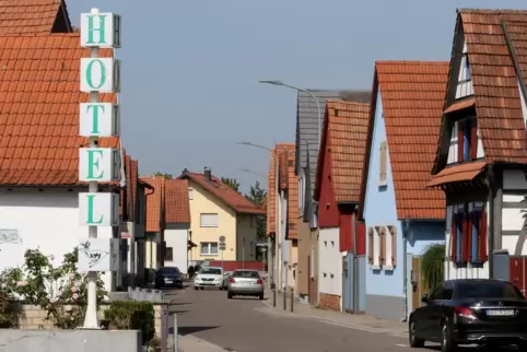 Luitpoldstraße im Wörther Altort. 