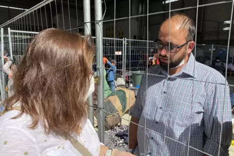 Suliman Safi, hier im Interview mit RHEINPFALZ-Redakteurin Dorothea Richter, ist inzwischen im US-Bundesstaat Indiana.