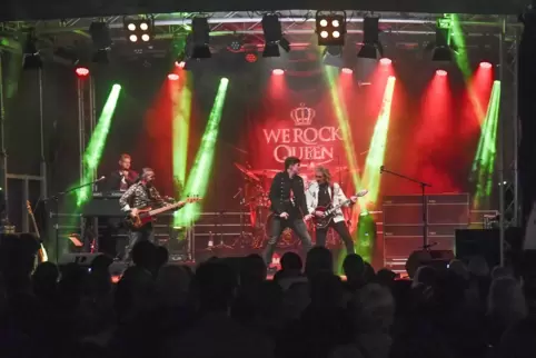 Einen begeisternden Auftritt legte We Rock Queen in Weisenheim am Sand hin. 