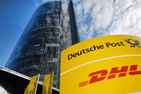 Die Deutsche Post - und DHL-Zentrale in Bonn. 