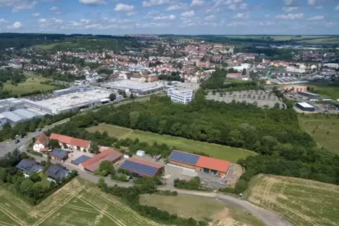 Die Nachfrage nach Bauplätzen in Kibo ist weiter sehr hoch. Die Nachfrage nach Bauplätzen in Kibo ist weiter sehr hoch.